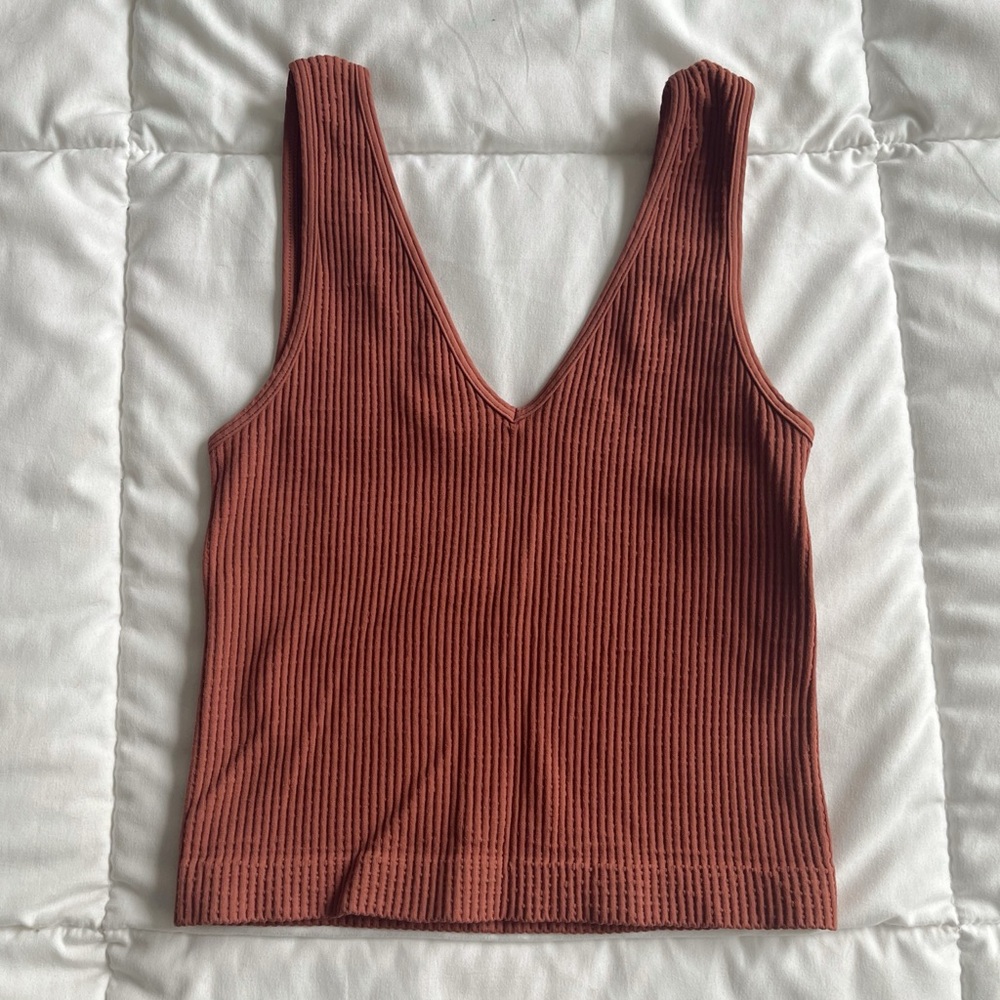 T.J. Maxx/avocado Ribbed Rust Tank Top